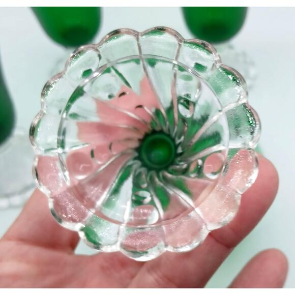 Vintage Green Glass Anchor Hocking Glasses - Picture 3 of 3